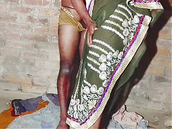 The owner caught the Bengali work aunty in the house and pelted her hard. Tamil Nadu stepmom hard by stepson